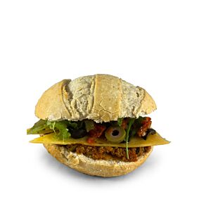 Broodje oude kaas & tapenade 